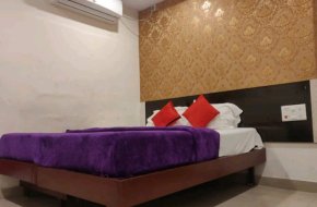 HOTEL-ROOM-HYDERABAD-SINGLE/STANDARD/DELUXE/LUXURY/SUITES