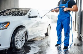 Doorstep car wash in Gurgaon